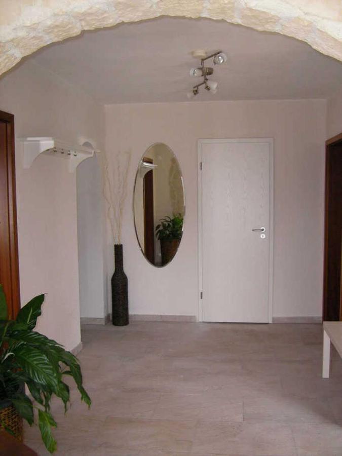 Haus Ellbogen Appartement Momlingen Buitenkant foto